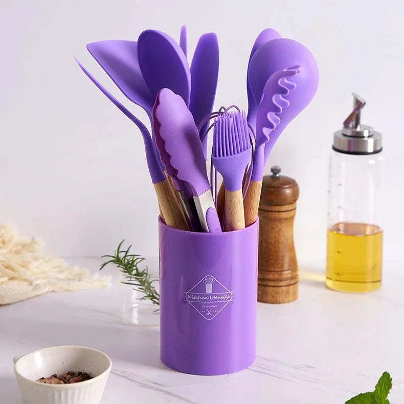 Kit 12 Utensílios de Silicone e Bambu - Não Risca, Não Gruda e Deixa sua Cozinha Linda