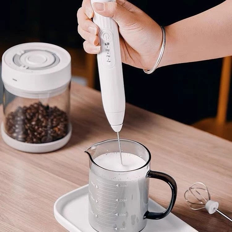 Batedor Elétrico Portátil 2 em 1 - Mixer Café Cremoso, Bebidas e Claras em Neve