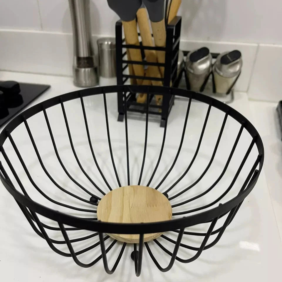 Fruteira de Mesa em Ferro e Bambu – Design Rústico Moderno para Cozinha