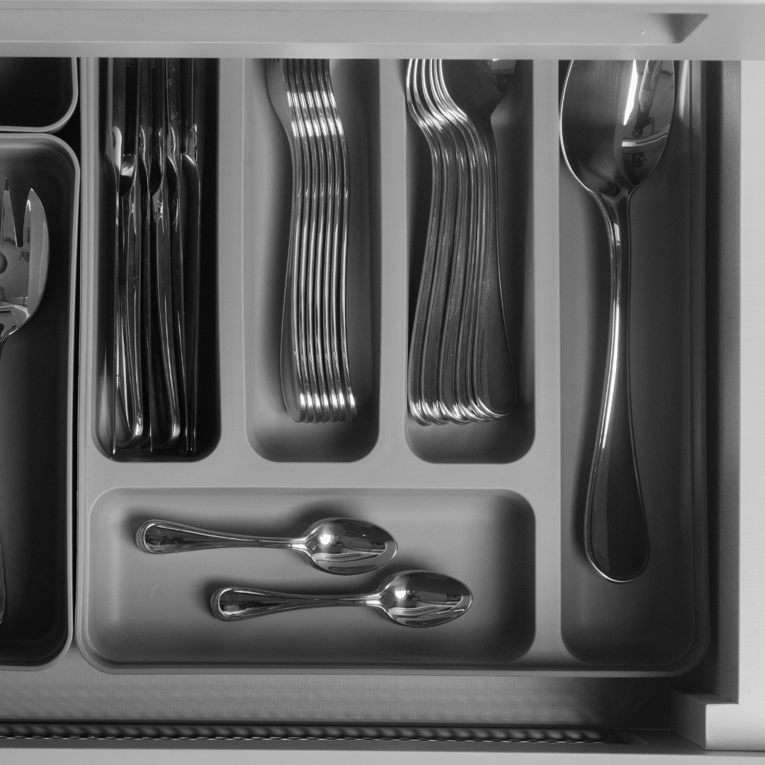 Organizador de Talheres Extensível - Ajustável para Gavetas e Máxima Organização