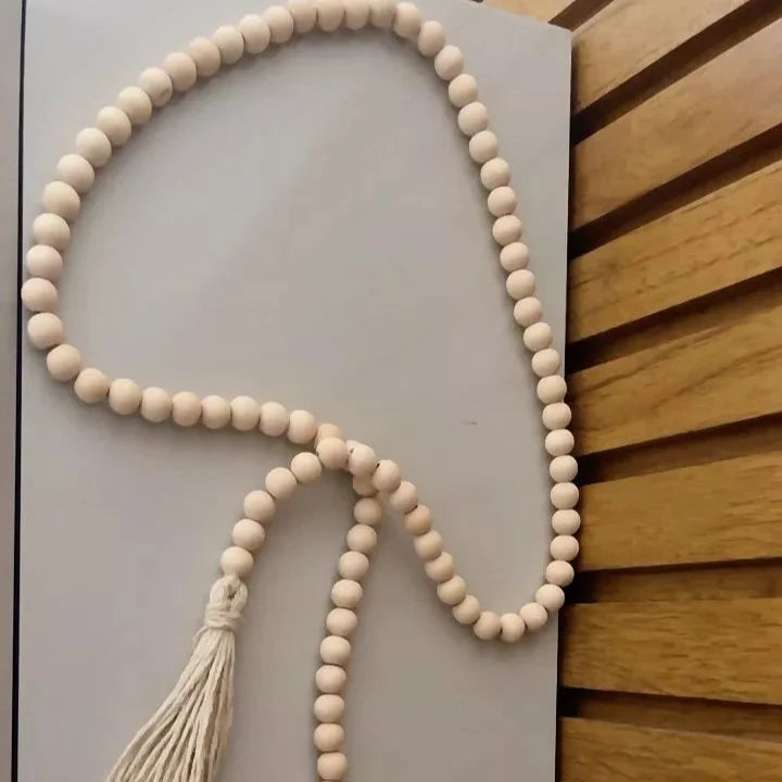 Colar de Mesa Decorativo com Cantos de Madeira Natural – Estilo Boho Chic
